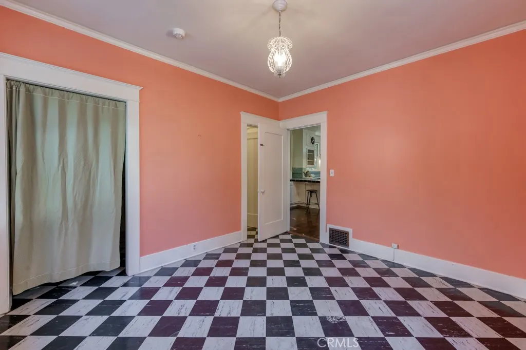 605 E Home, Fresno, California 93728 home-pic-27