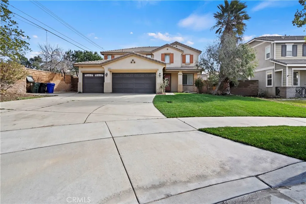 6825 Tahoe Way, Fontana, California 92336 home-pic-1