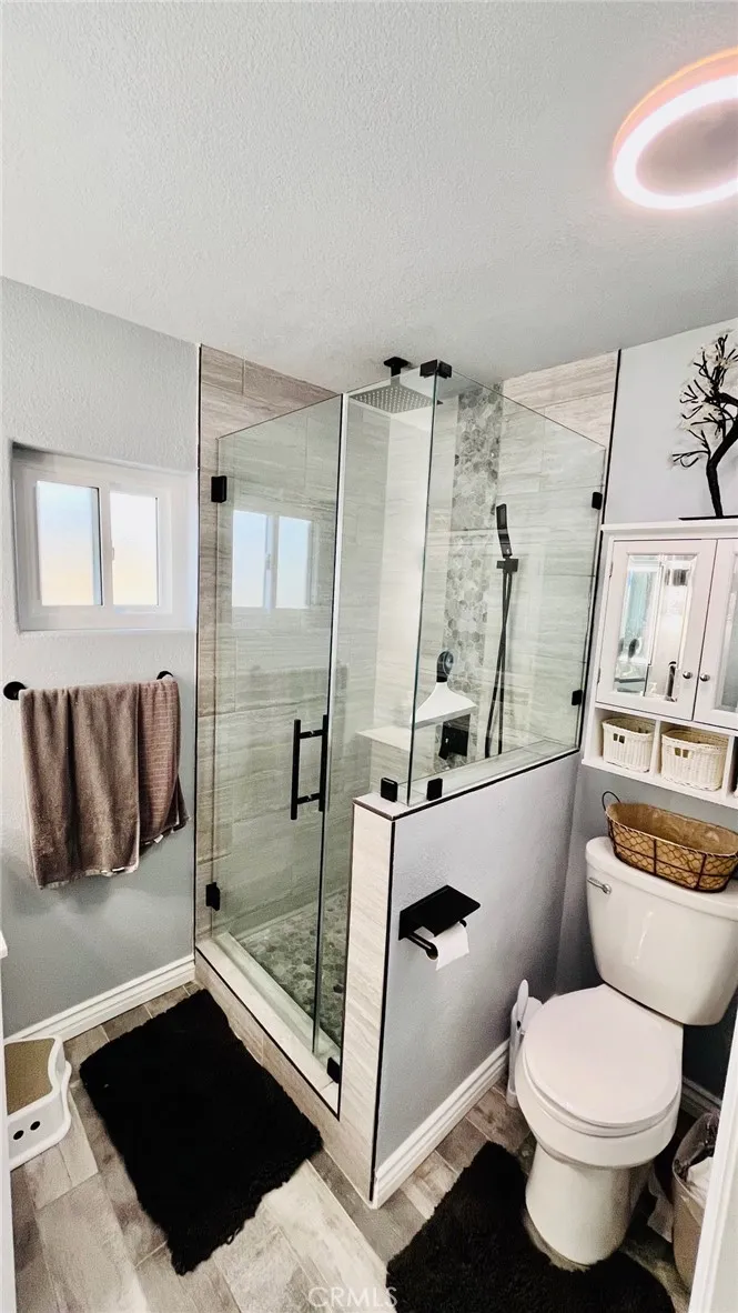 9322 Candlelight Street, Apple Valley, California 92308 home-pic-37