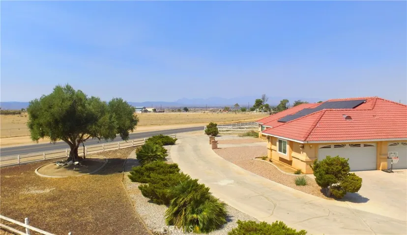 9322 Candlelight Street, Apple Valley, California 92308