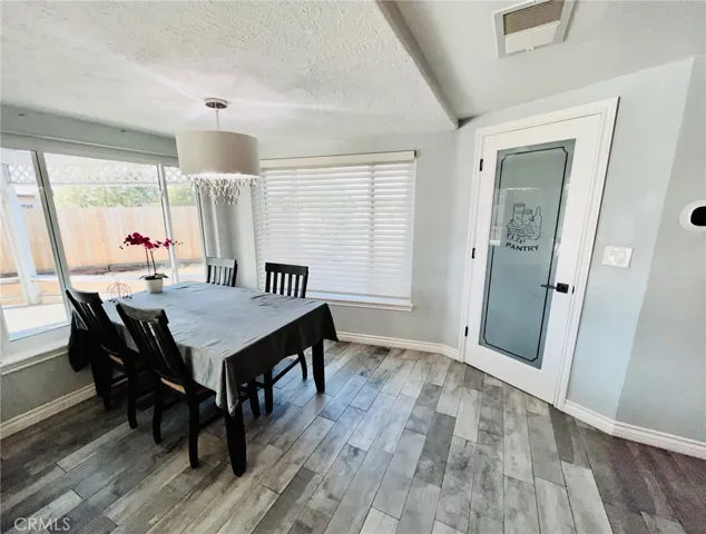 9322 Candlelight Street, Apple Valley, California 92308