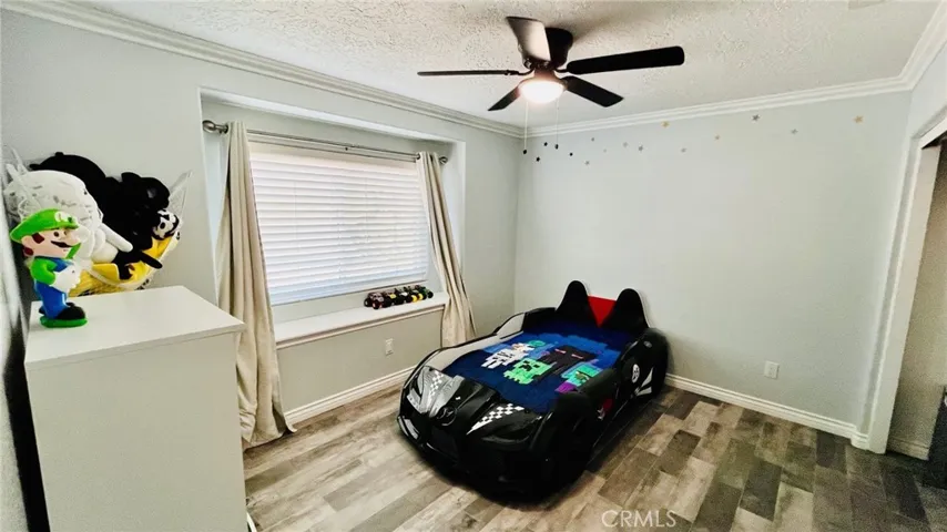 9322 Candlelight Street, Apple Valley, California 92308