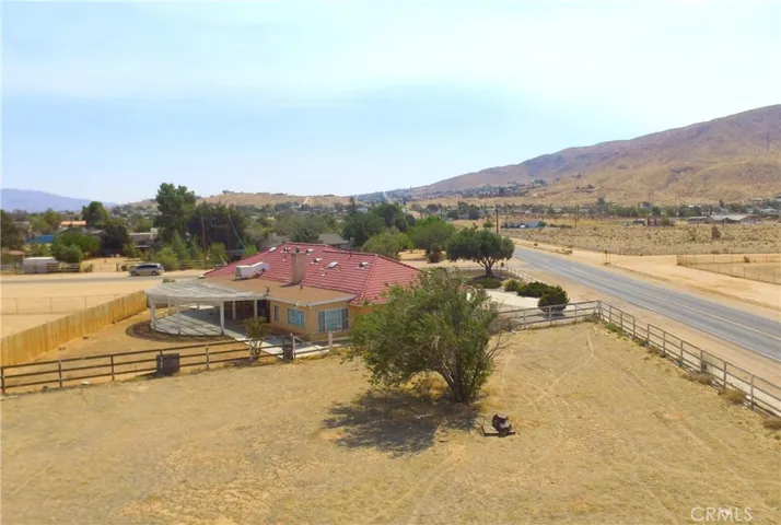 9322 Candlelight Street, Apple Valley, California 92308