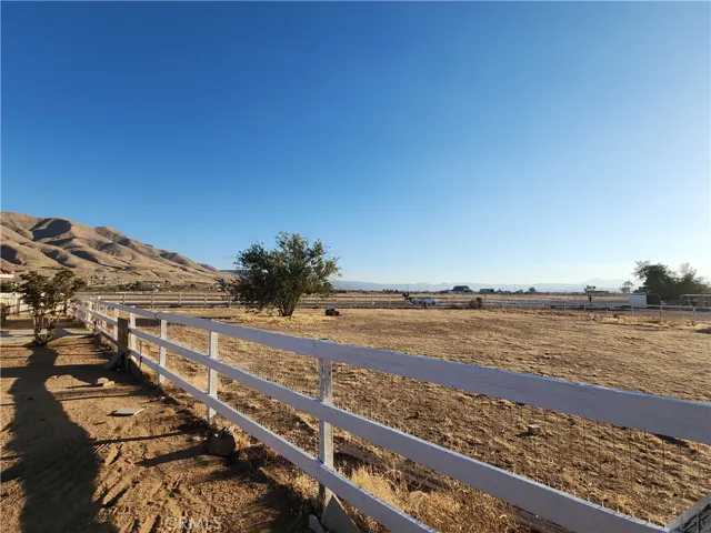 9322 Candlelight Street, Apple Valley, California 92308