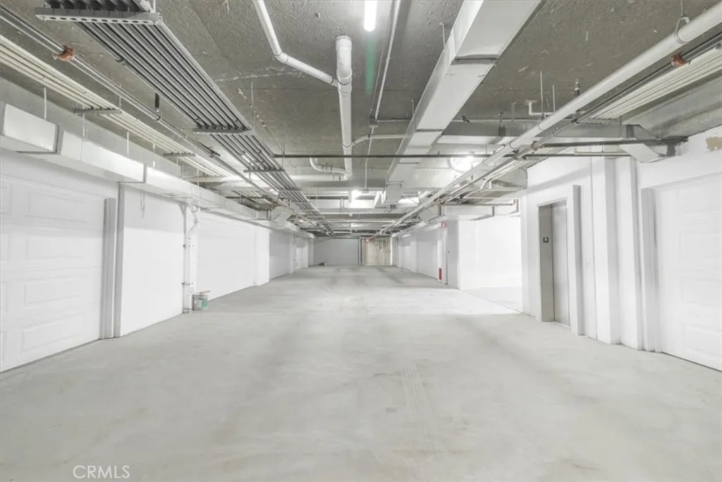 569 Lincoln Avenue 8, Pasadena, California 91103 home-pic-35