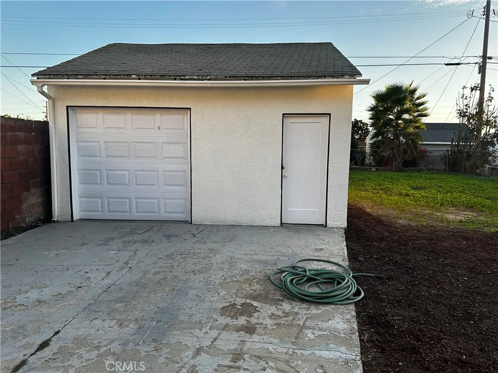 1726 E 122nd, Los Angeles, California 90059 home-pic-6