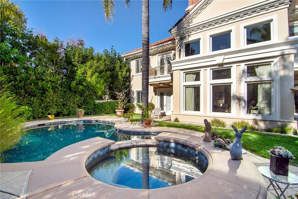 19134 Briarfield Way, Tarzana, California 91356 home-pic-51