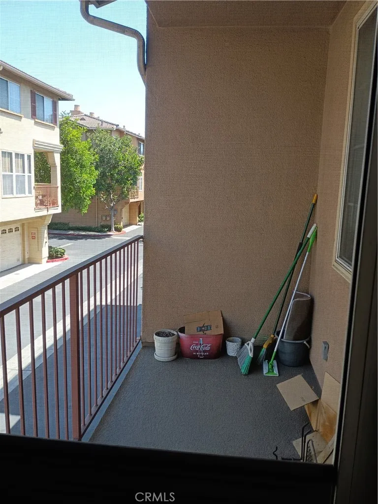 335 W Summerfield, Anaheim, California 92802 home-pic-24