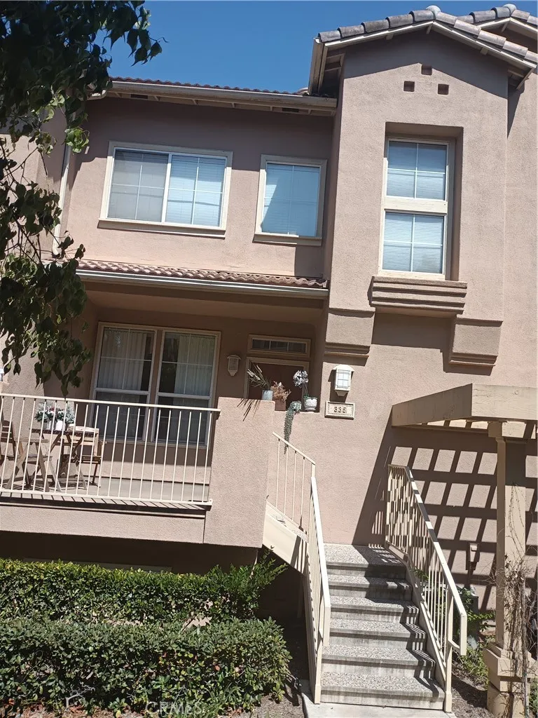 335 W Summerfield, Anaheim, California 92802 home-pic-0