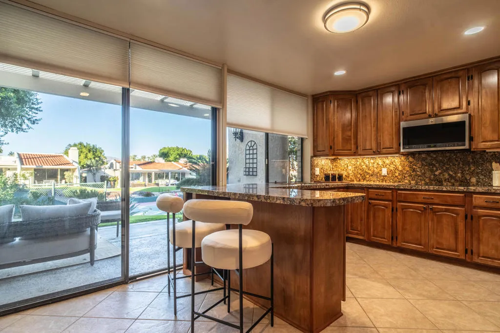 75180 Chippewa Drive, Indian Wells, California 92210 home-pic-7