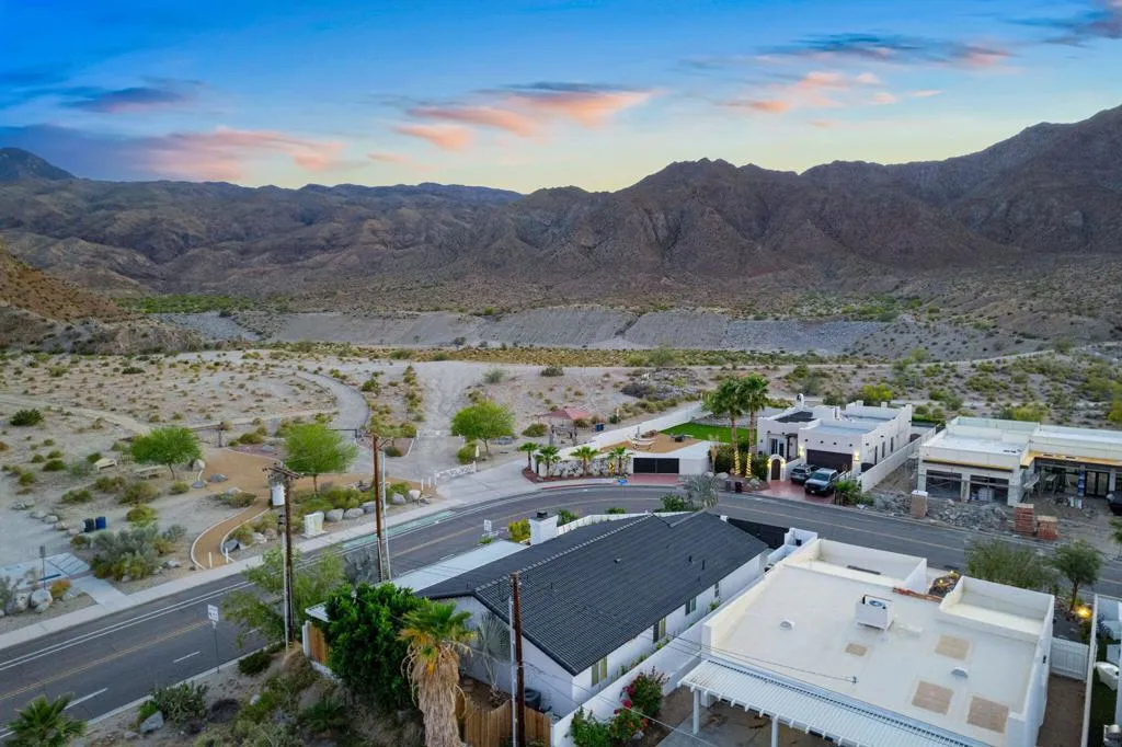 54990 Avenida Madero, La Quinta, California 92253 home-pic-43