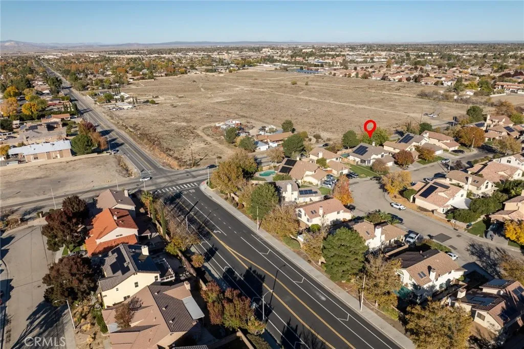 2323 Golden, Lancaster, California 93536 home-pic-27