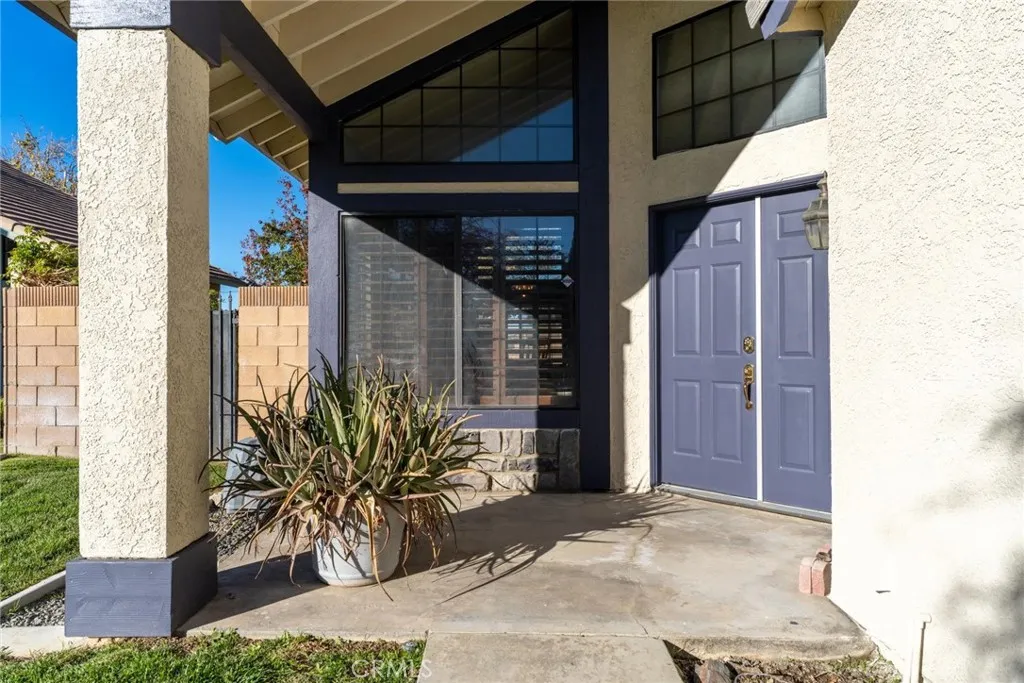 2323 Golden, Lancaster, California 93536 home-pic-1
