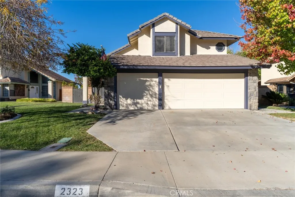 2323 Golden, Lancaster, California 93536 home-pic-0