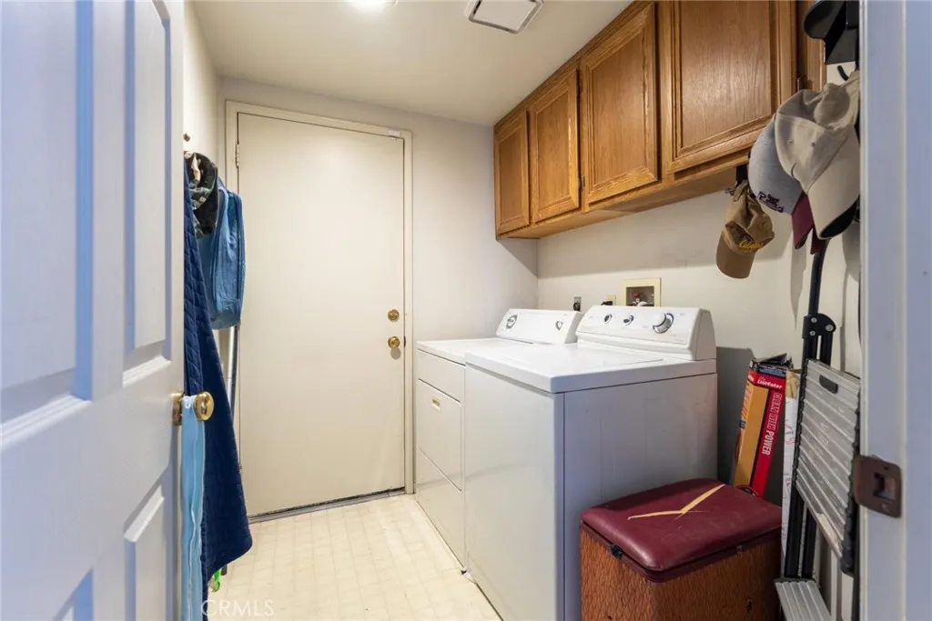 2323 Golden, Lancaster, California 93536 home-pic-15