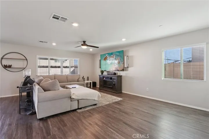 29430 Big Country Court, Winchester, California 92596