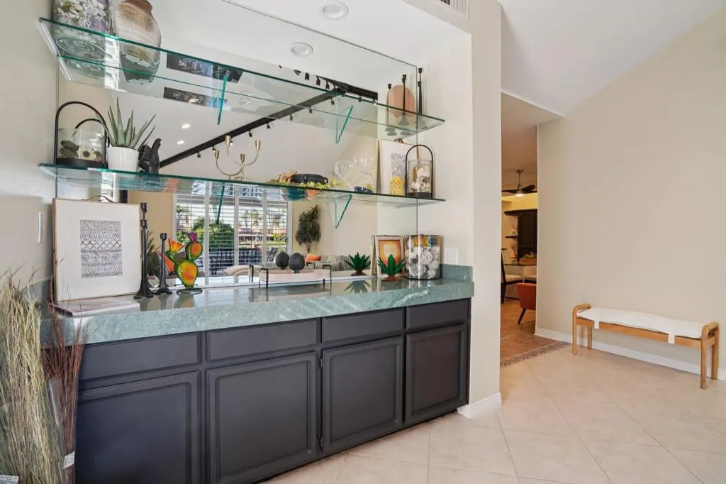 29 Lake Shore Drive, Rancho Mirage, California 92270 home-pic-4