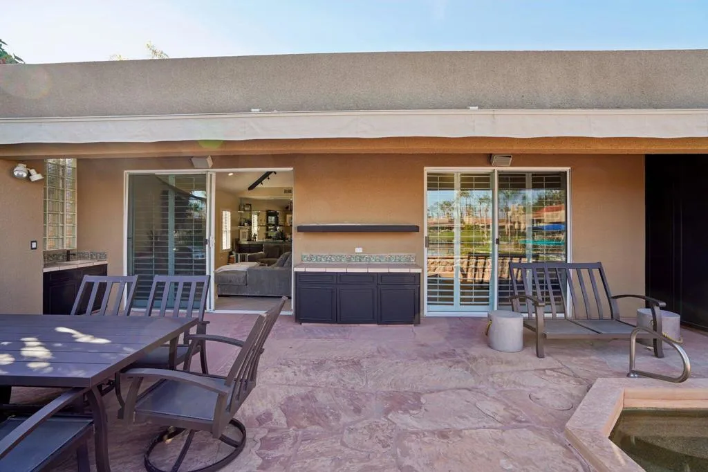 29 Lake Shore Drive, Rancho Mirage, California 92270 home-pic-36