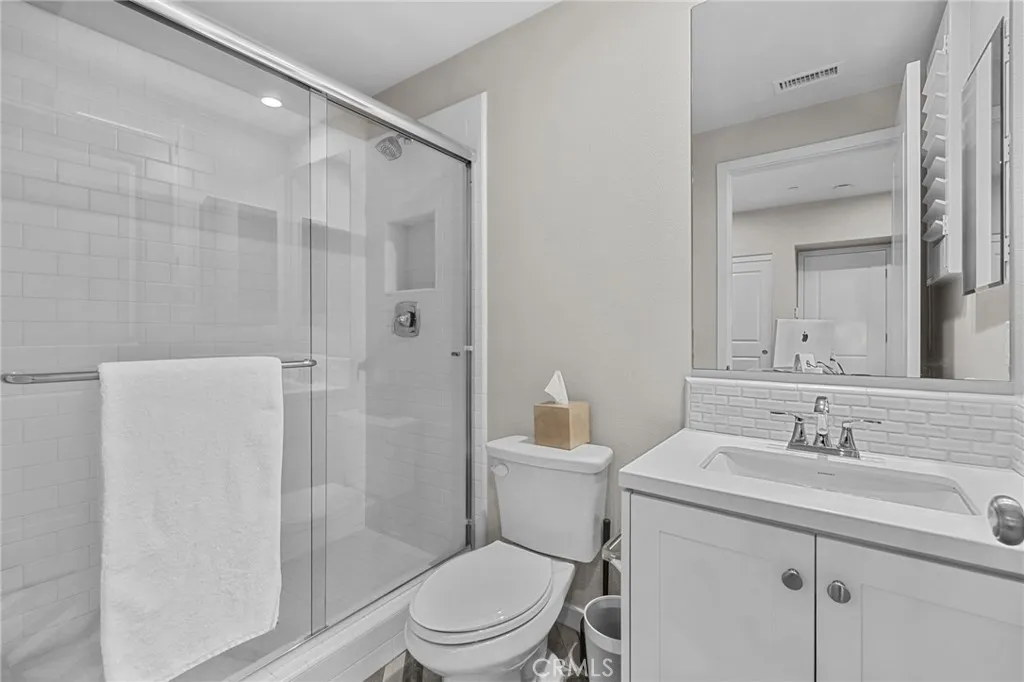 214 Elkhorn, Irvine, California 92618 home-pic-28