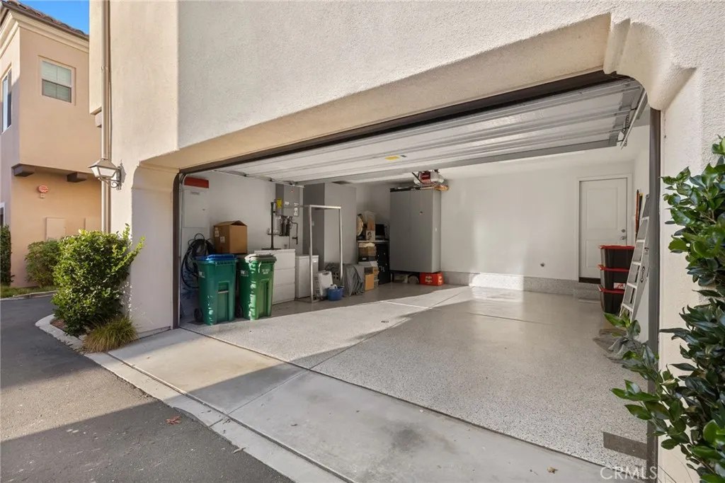 214 Elkhorn, Irvine, California 92618 home-pic-8
