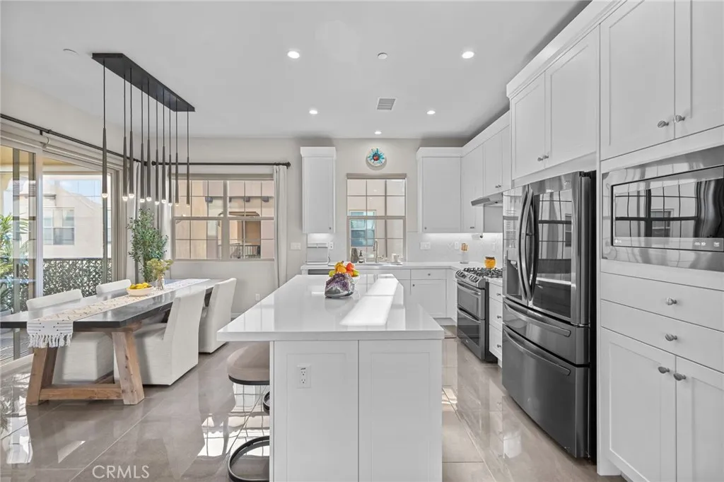 214 Elkhorn, Irvine, California 92618 home-pic-10