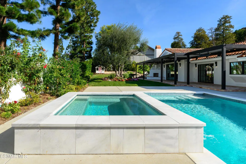 87 Pinecrest Road, Westlake Village, California 91361 home-pic-20