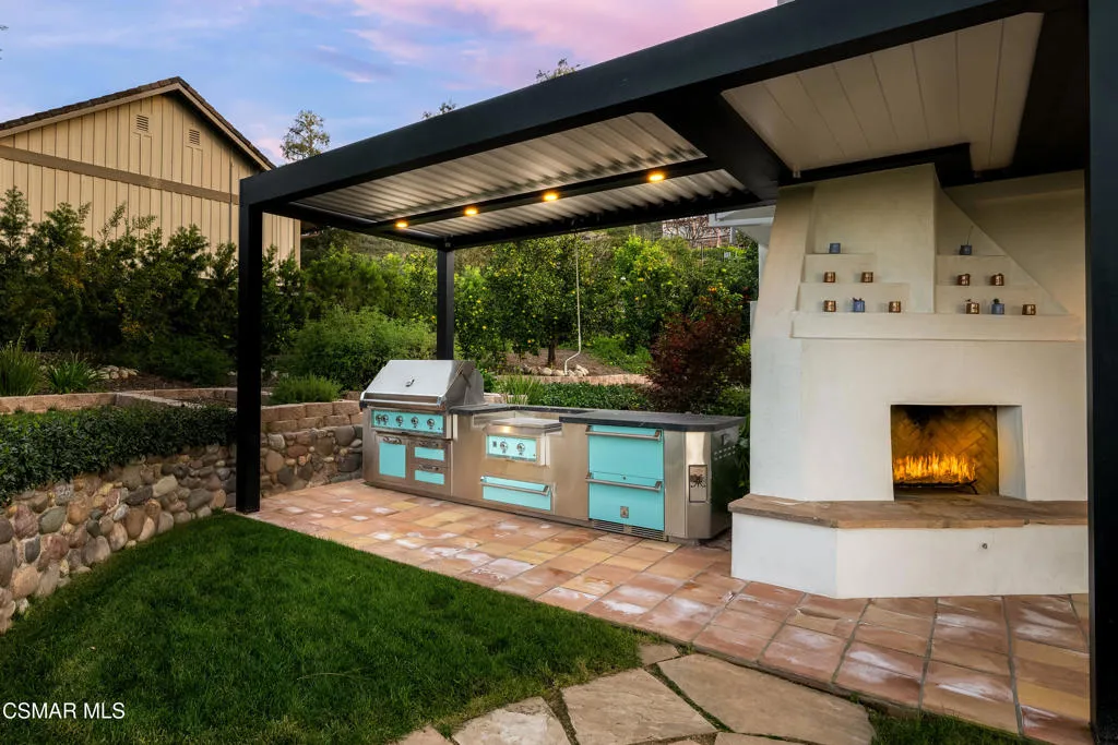 87 Pinecrest Road, Westlake Village, California 91361 home-pic-6