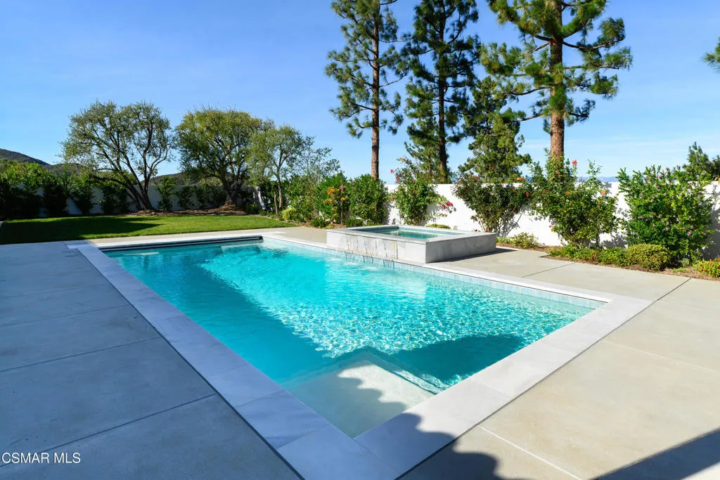 87 Pinecrest Road, Westlake Village, California 91361 home-pic-22