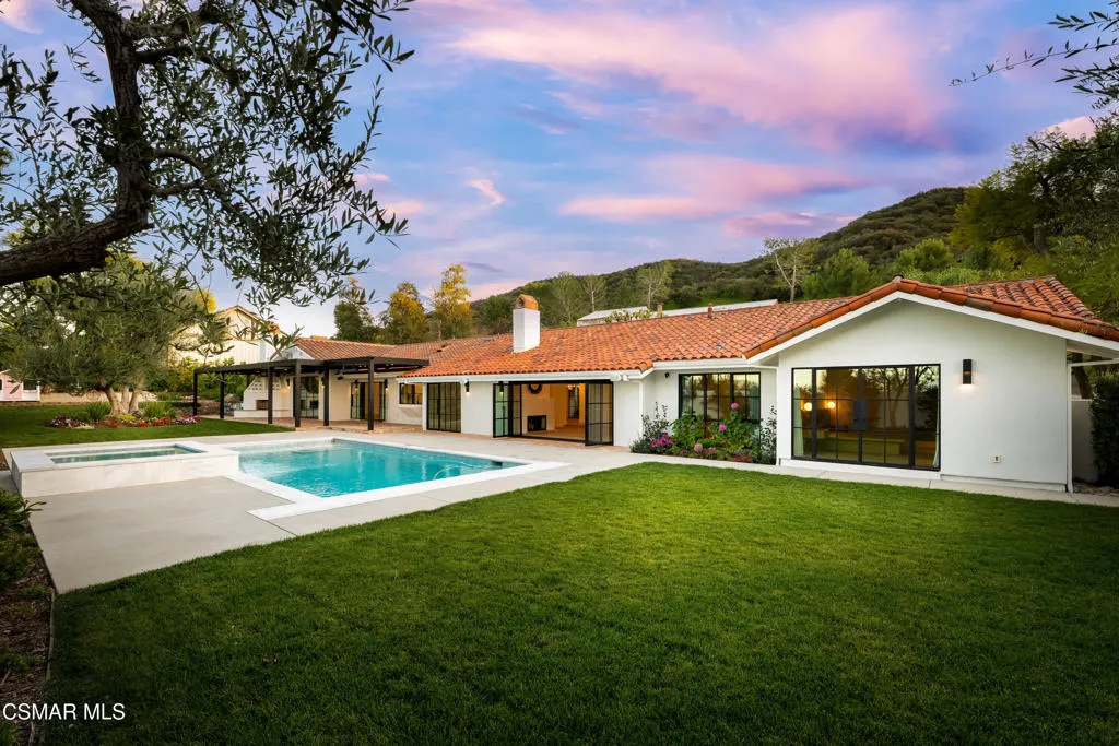 87 Pinecrest Road, Westlake Village, California 91361 home-pic-5