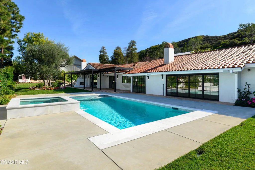 87 Pinecrest Road, Westlake Village, California 91361 home-pic-19