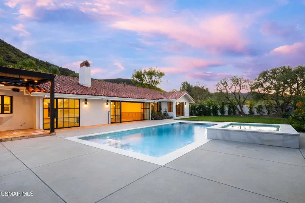 87 Pinecrest Road, Westlake Village, California 91361 home-pic-9