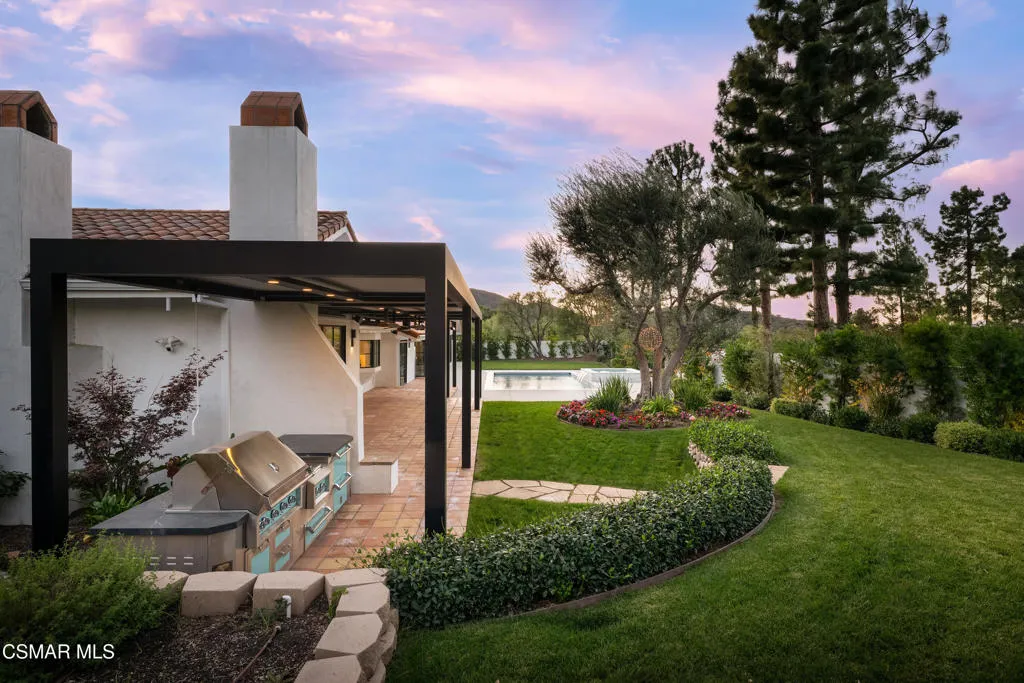 87 Pinecrest Road, Westlake Village, California 91361 home-pic-7