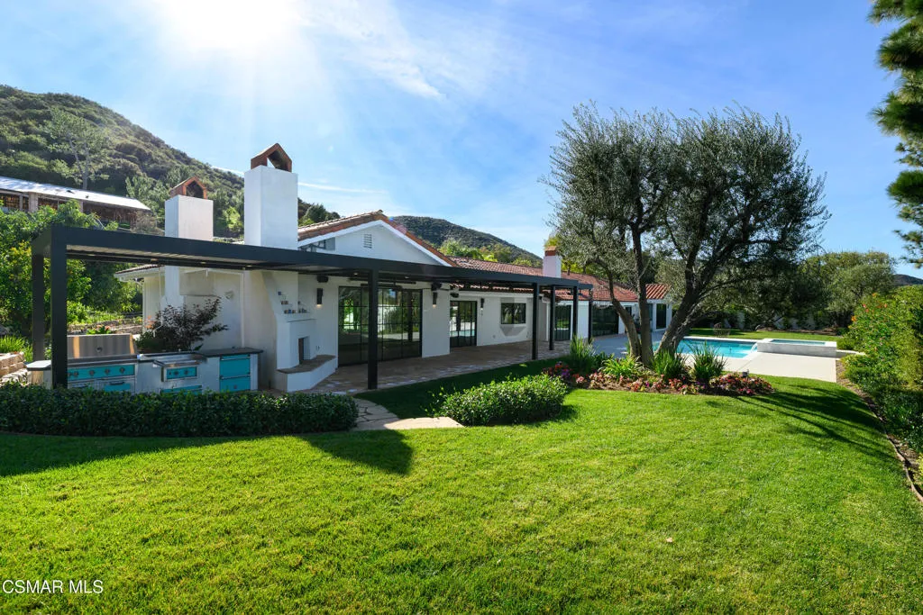 87 Pinecrest Road, Westlake Village, California 91361 home-pic-27