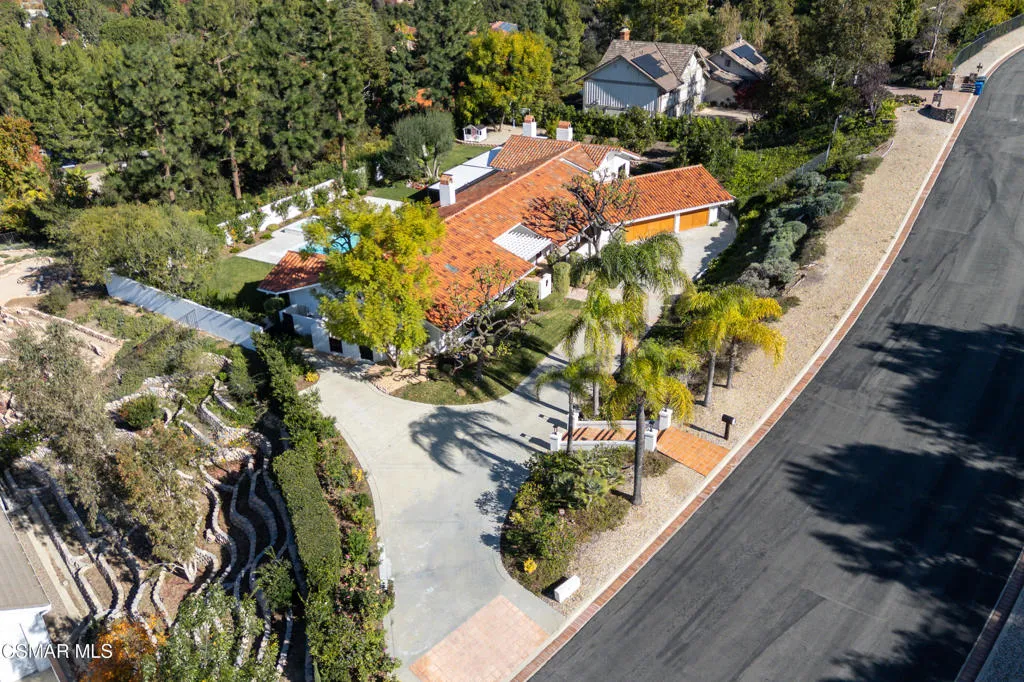 87 Pinecrest Road, Westlake Village, California 91361 home-pic-90