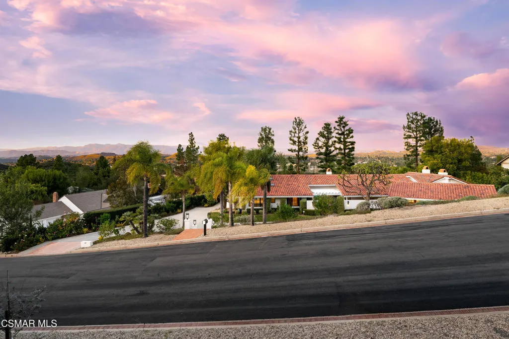 87 Pinecrest Road, Westlake Village, California 91361 home-pic-98