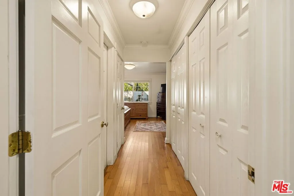 6603 Willoughby Avenue, Los Angeles, California 90038 home-pic-16