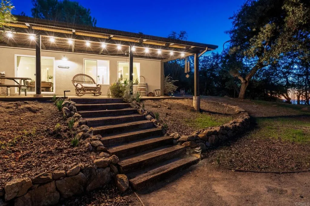 25258 Black Canyon Road, Santa Ysabel, California 92070 home-pic-35