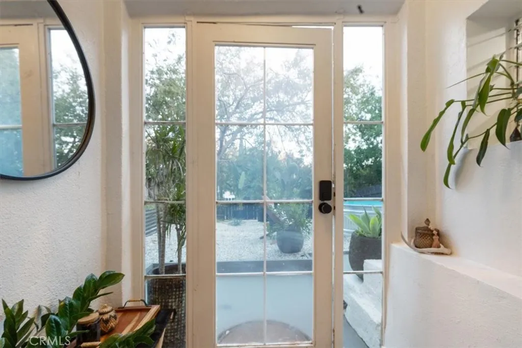 2207 - 2009 Apex Avenue, Los Angeles, California 90039 home-pic-35