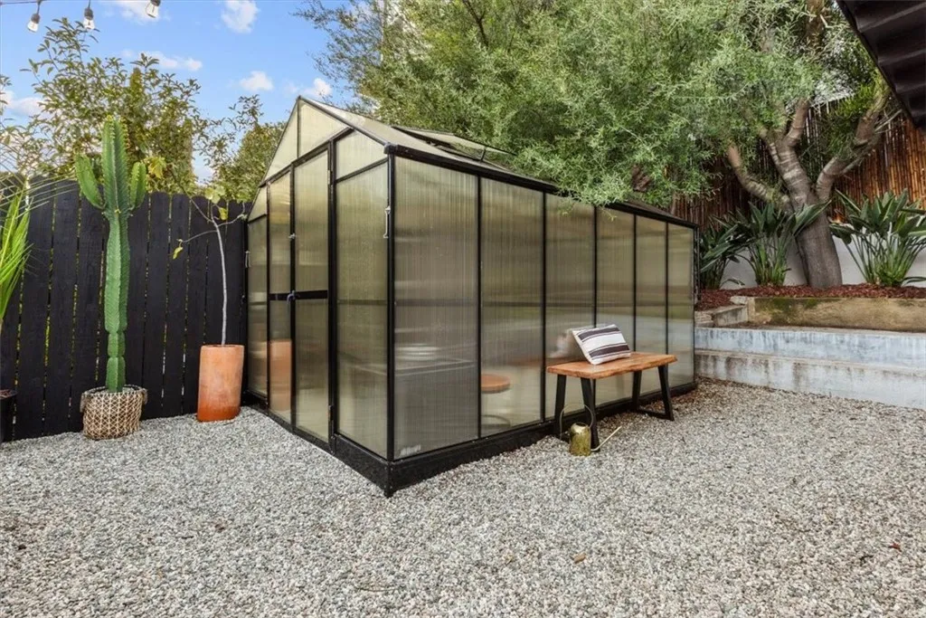 2207 - 2009 Apex Avenue, Los Angeles, California 90039 home-pic-32