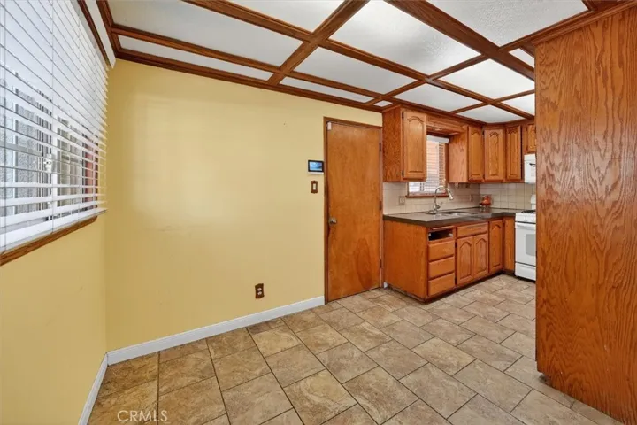 1540 Pico, San Fernando, California 91340