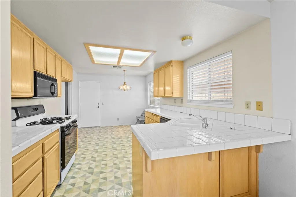 2616 La Paz Avenue, Hemet, California 92545 home-pic-15