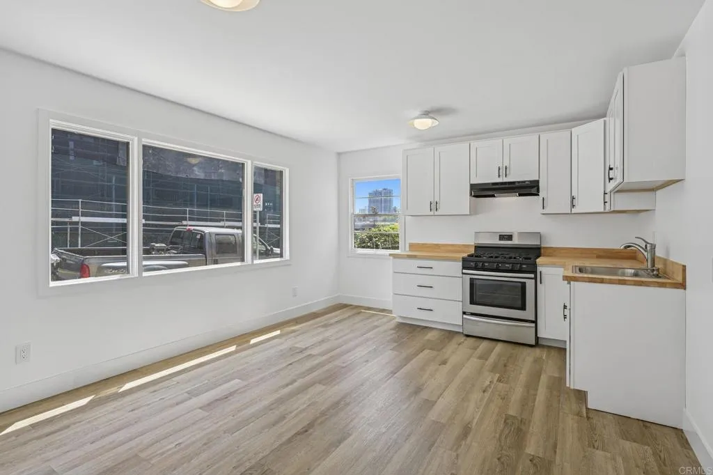 1936 38 Broadway, San Diego, California 92102 home-pic-7