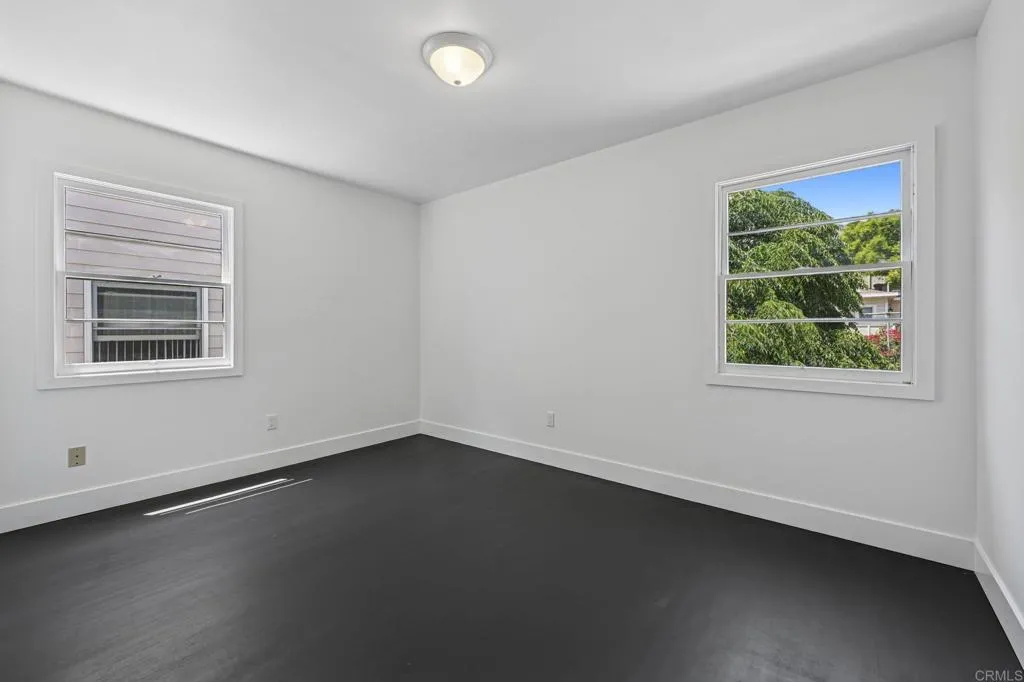 1936 38 Broadway, San Diego, California 92102 home-pic-24