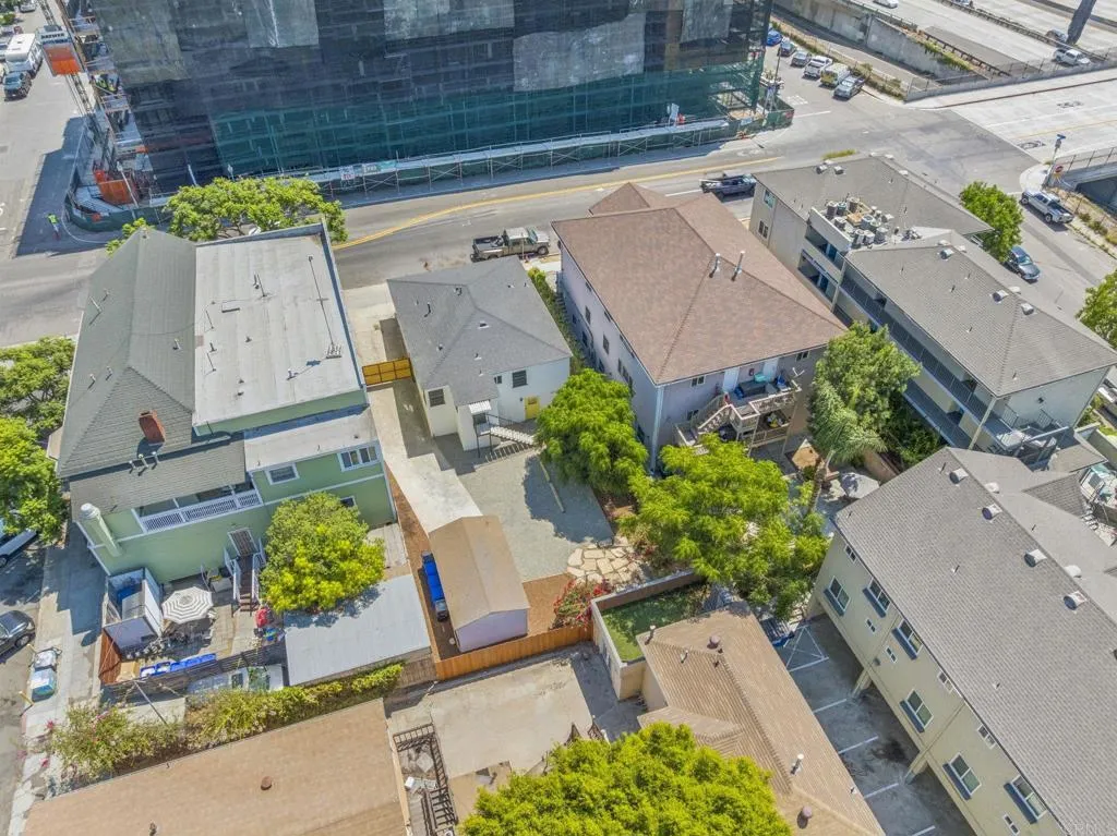 1936 38 Broadway, San Diego, California 92102 home-pic-41