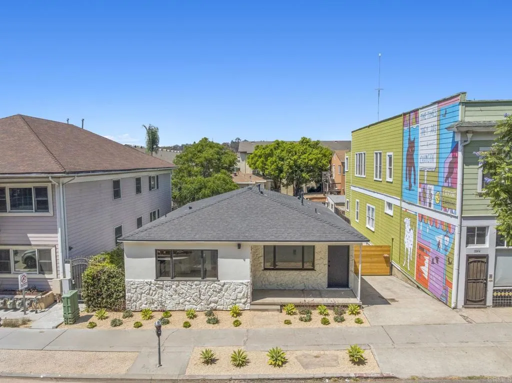 1936 38 Broadway, San Diego, California 92102 home-pic-35