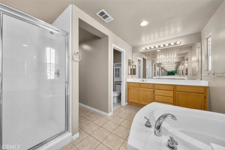 43891 42nd Street W, Lancaster, California 93536