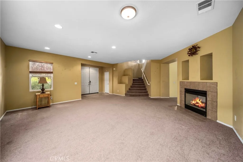 43219 Fanchon Avenue, Lancaster, California 93536 home-pic-5