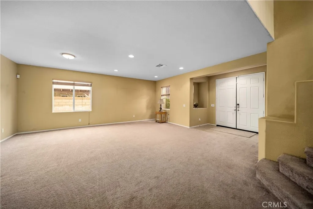43219 Fanchon Avenue, Lancaster, California 93536 home-pic-4