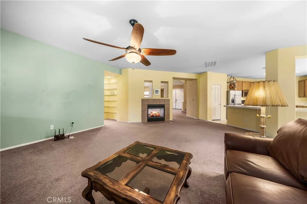 43219 Fanchon Avenue, Lancaster, California 93536 home-pic-8