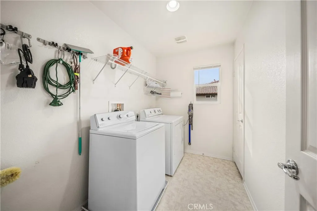 43219 Fanchon Avenue, Lancaster, California 93536 home-pic-30